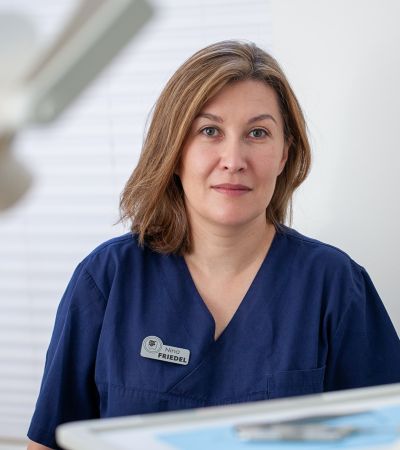 Portrait Nina Friedel